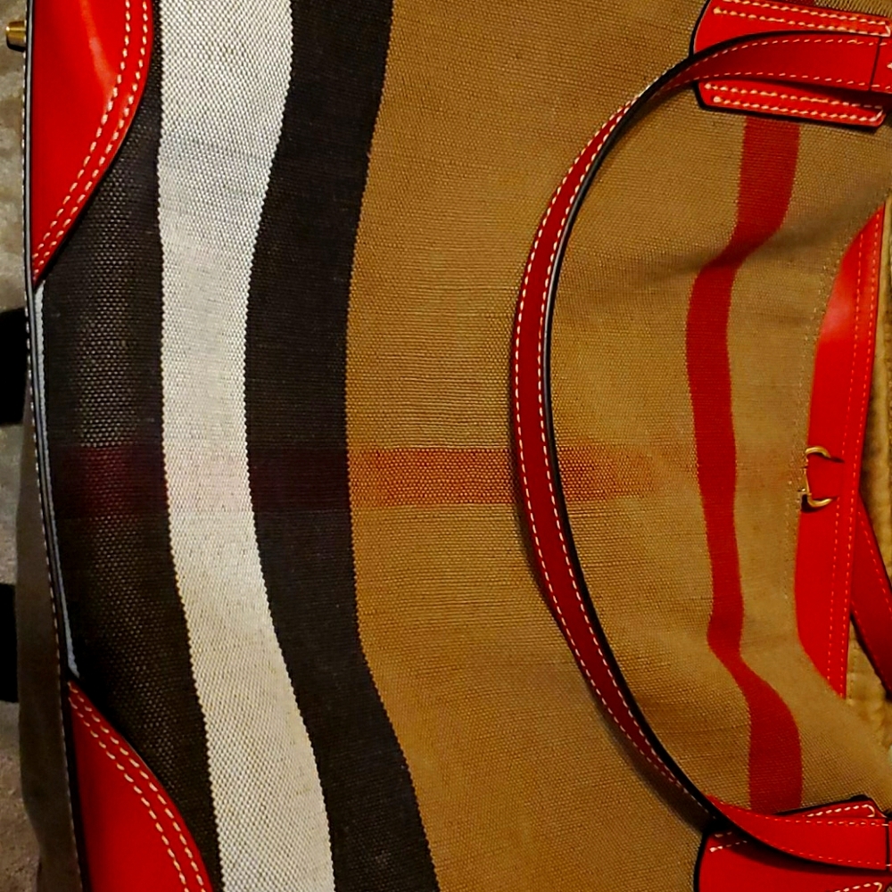 Large Authentic Burberry maidstone tote